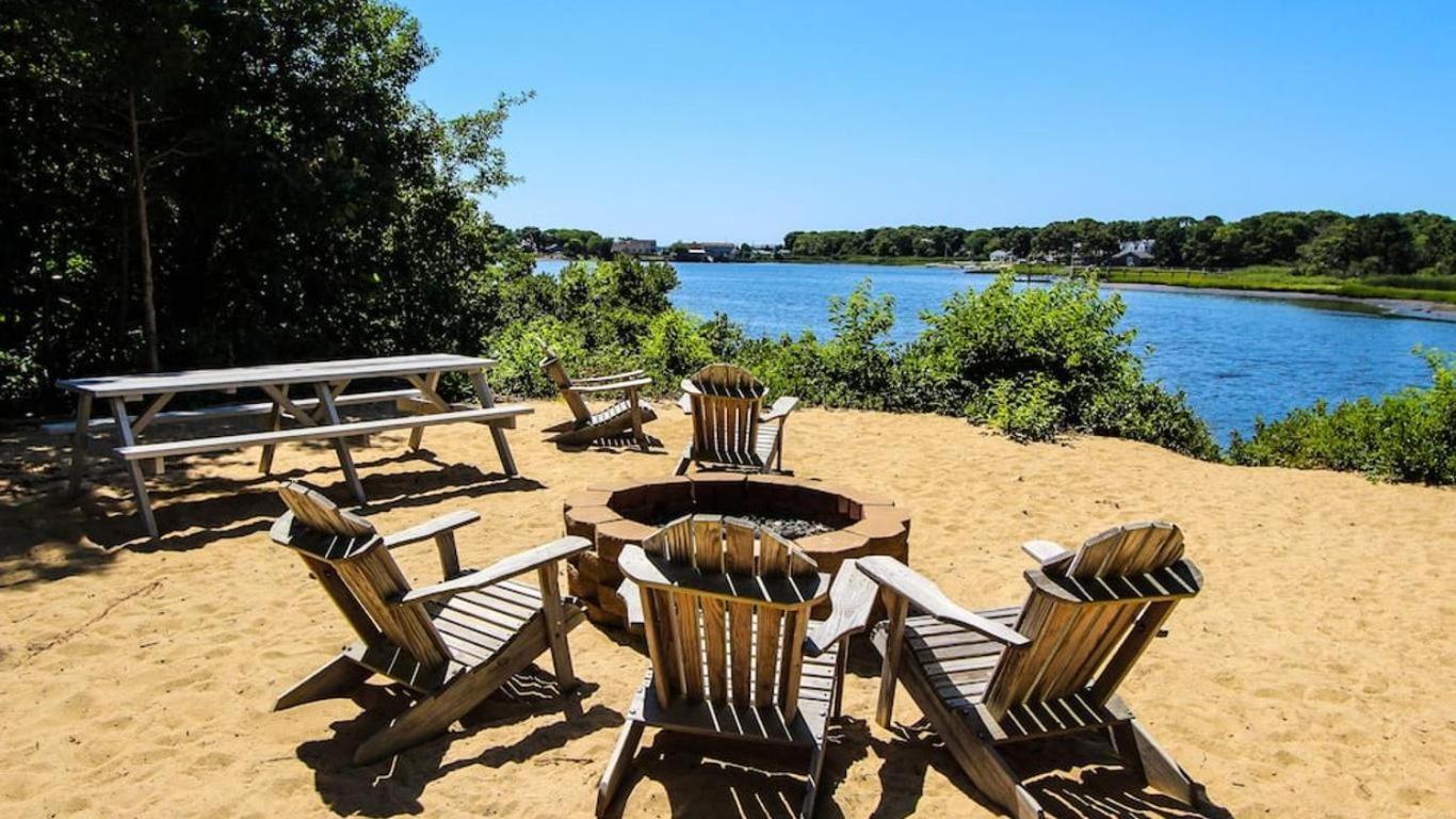The Cove At Yarmouth Hotel West Yarmouth Exterior foto